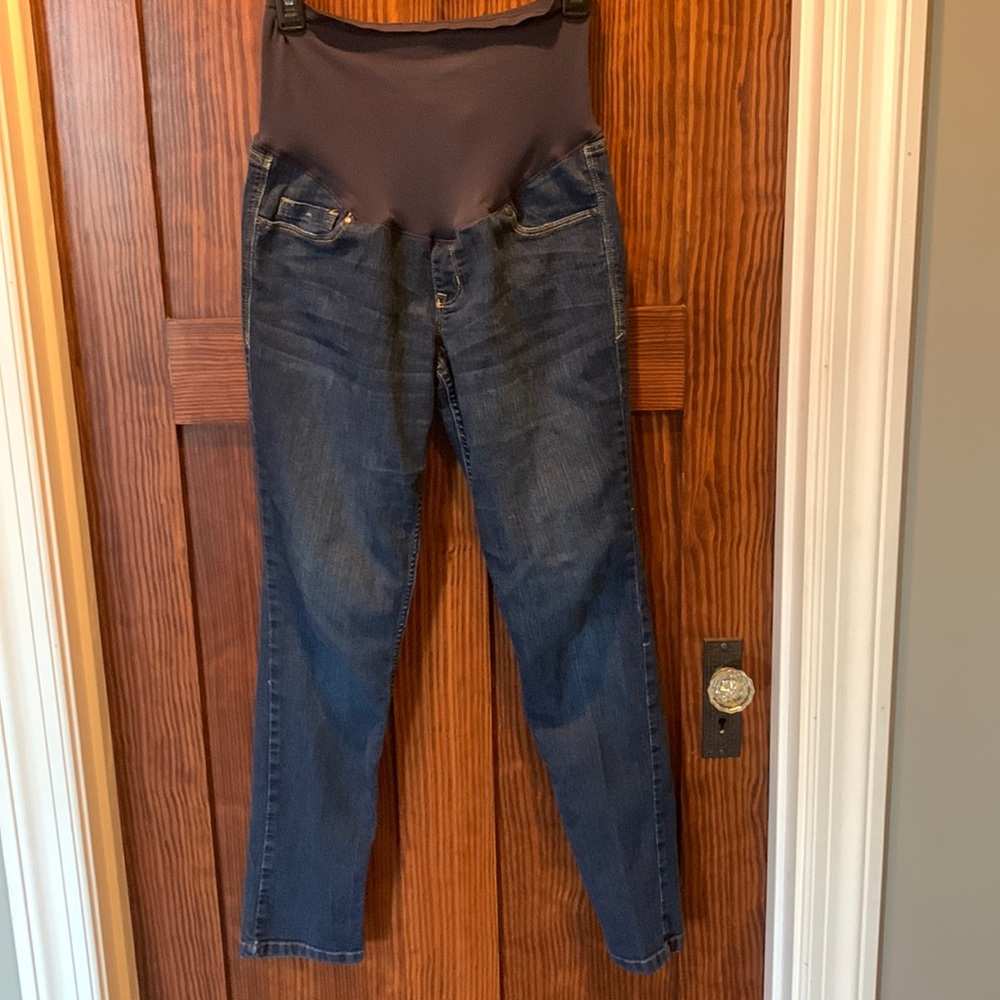 Women’s Old Navy Maternity Jeans Size 8